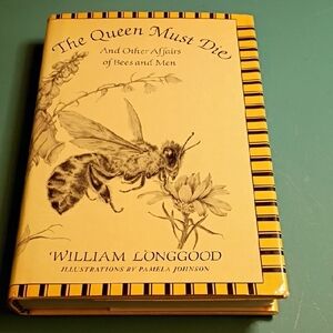 The Queen Must Die by William Longgood - Yellow and Black Coffee Table Book